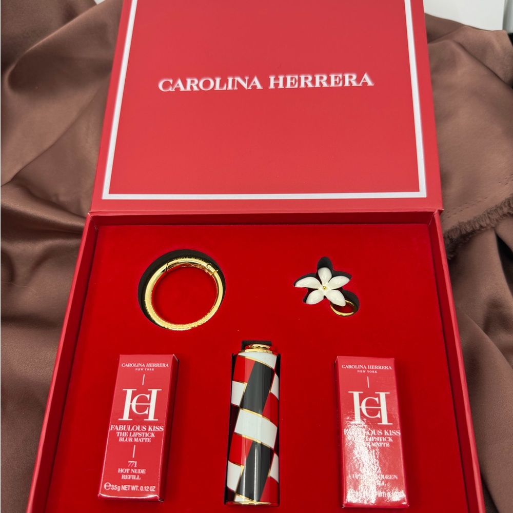 Carolina Herrera Lipstick Set Brand New